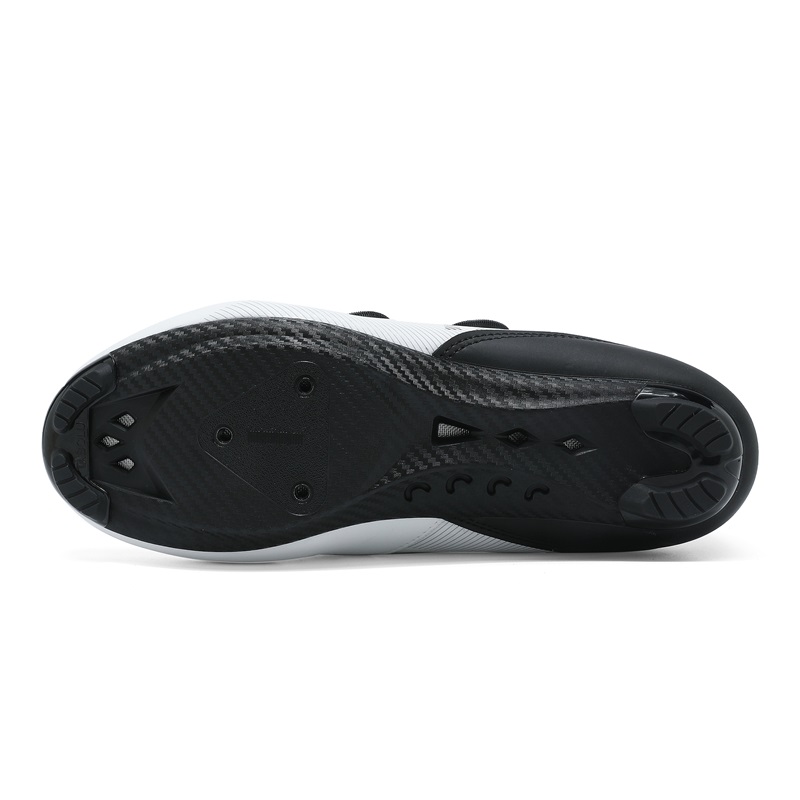 รองเท้าปั่นจักรยานแบบมีปุ่มล็อ - Road Bike Cleats บทวิจารณ์และราคา